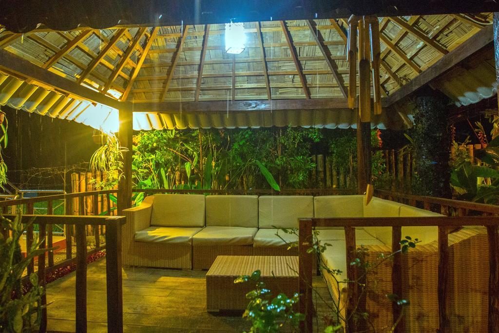 Toba Village Inn Tuk Tuk Eksteriør bilde