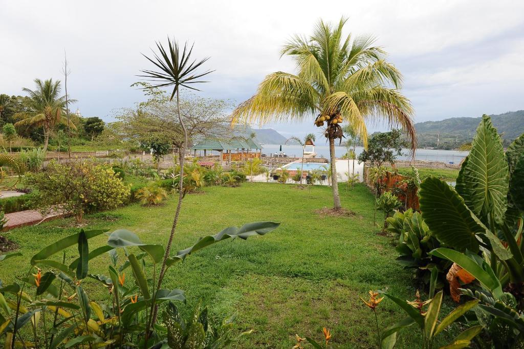 Toba Village Inn Tuk Tuk Rom bilde