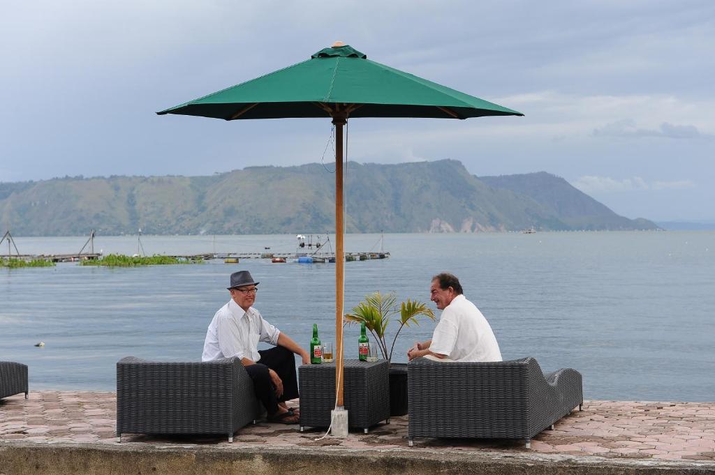 Toba Village Inn Tuk Tuk Rom bilde